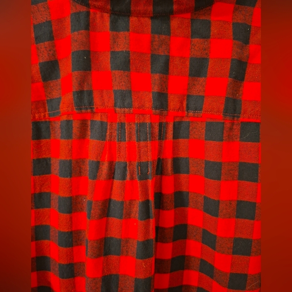 Lands' End Women's Red & Navy Buffalo Check Flannel V-Neck Shirt (Size 20W) - Picture 7 of 8